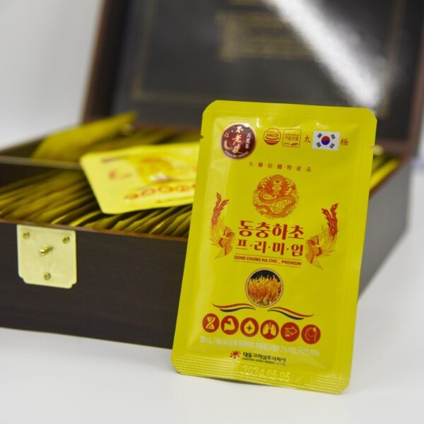 Nước uống Đông Trùng Hạ Thảo Daedong 60 gói x 30ml - Ảnh 2